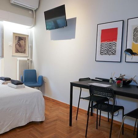 Comfy Studio Apartment Very Close To City Centre Athens Exterior photo